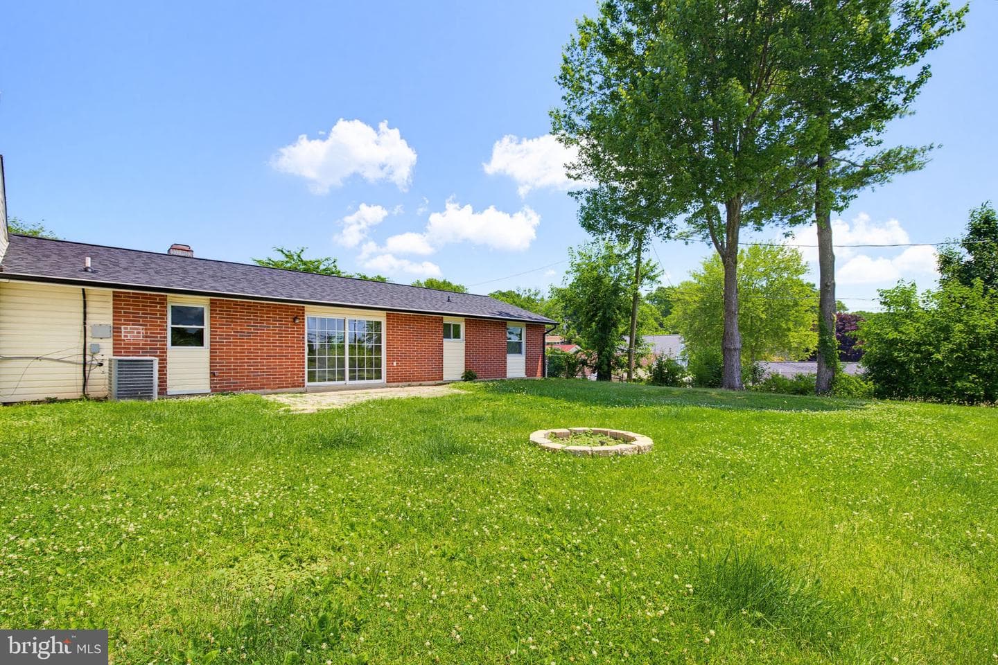 403 Ensor Court photo 35