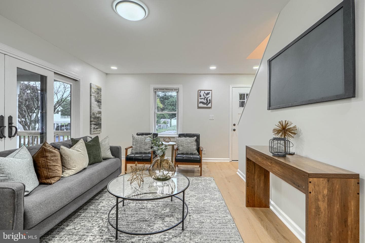 143 Rigdon Road photo 4