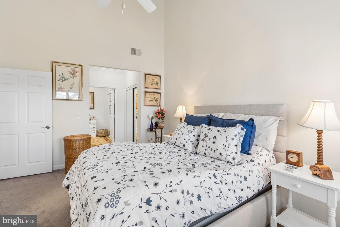 261 Beckenham Circle #402 photo 17