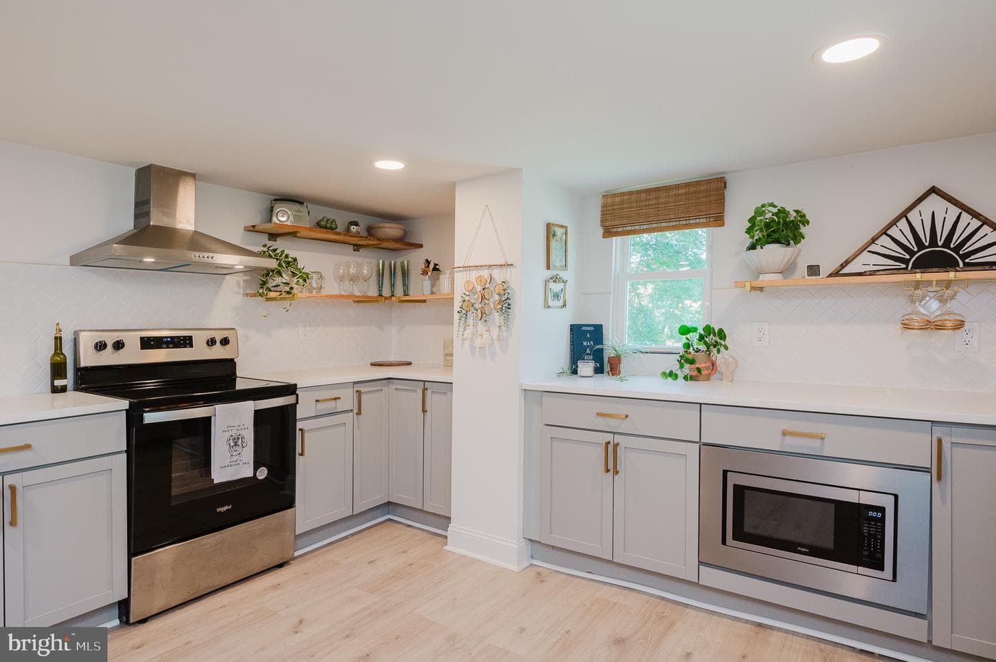 3248 Charles Street photo 28