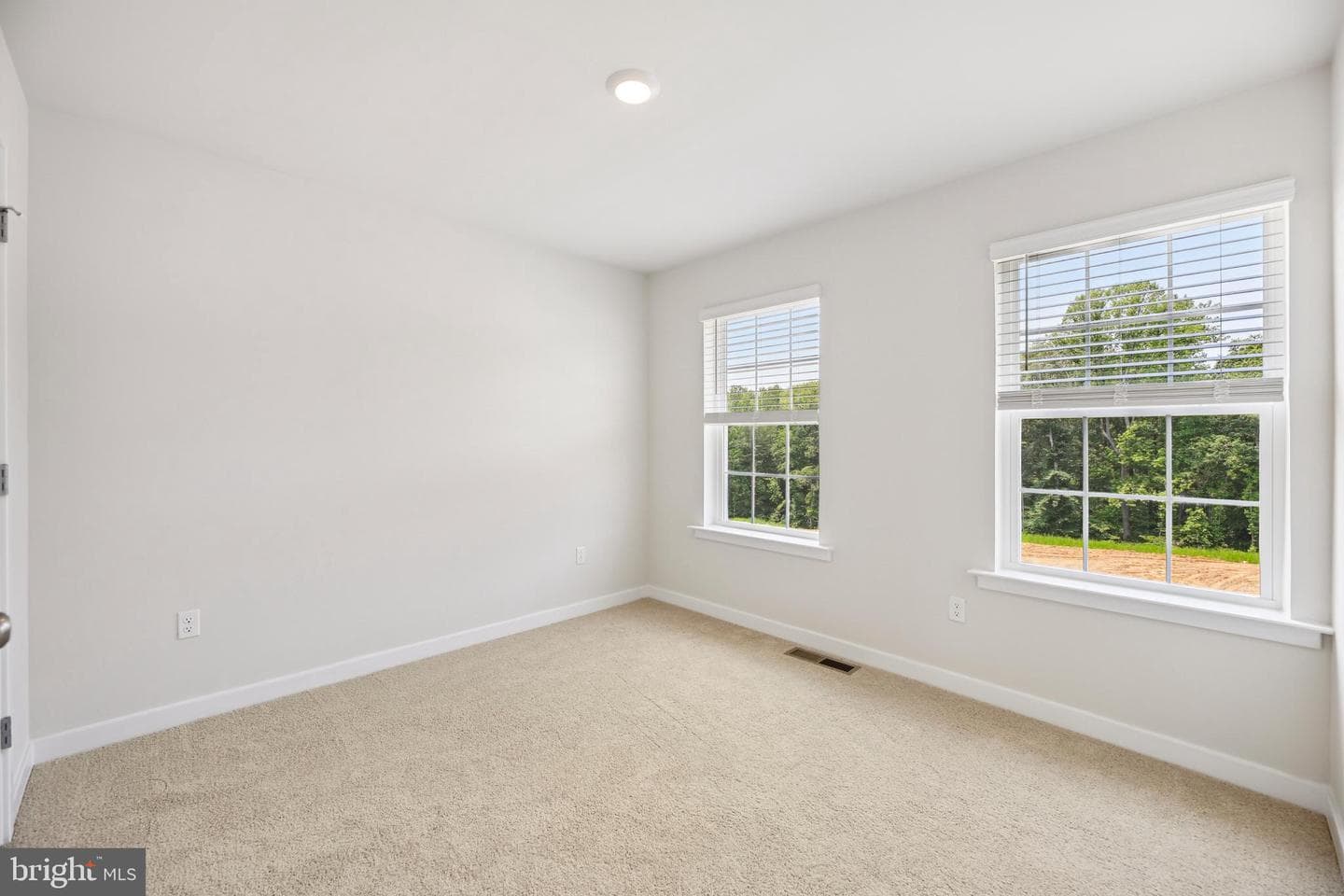 252 Correri Street photo 15