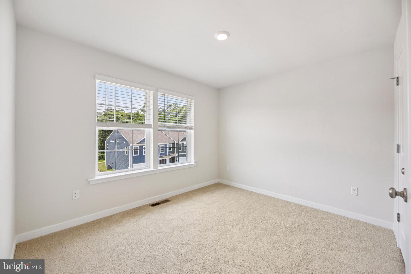 252 Correri Street photo 17