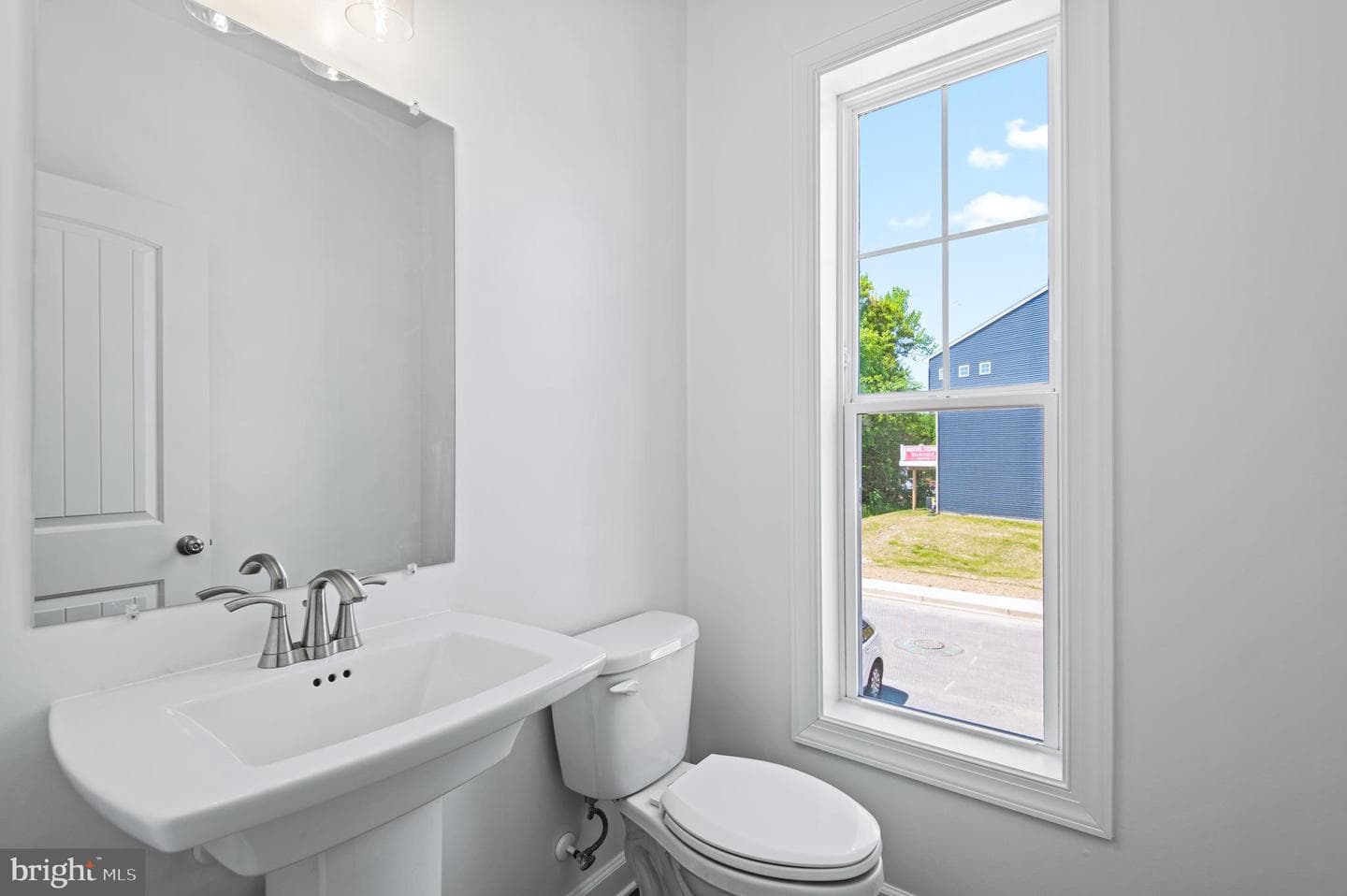 760 Bur Oak Court photo 13