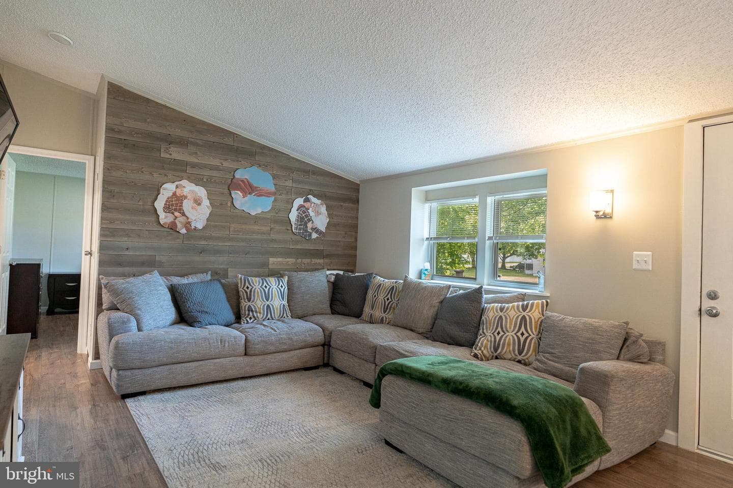 4403 Sanford Court photo 4