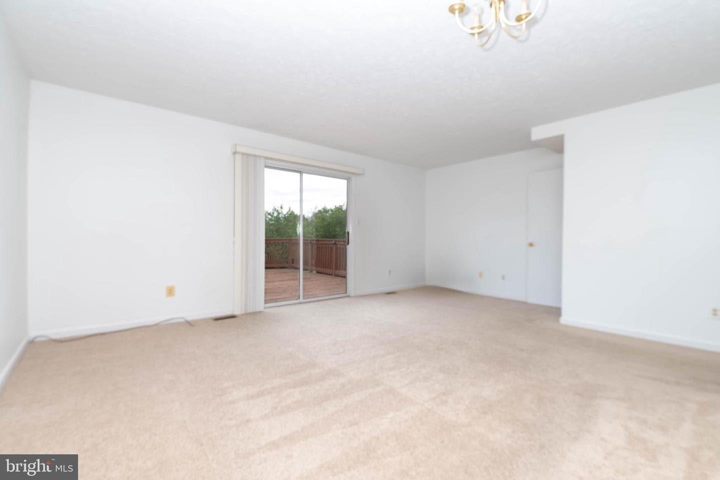 103 Remington Circle photo 13