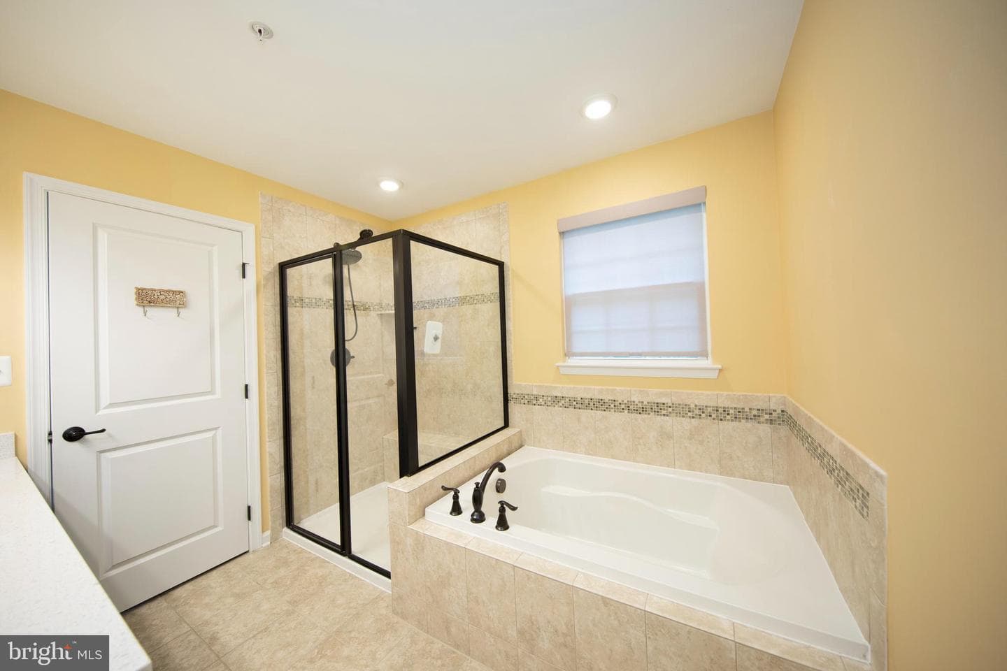 1305 Dickinson Court photo 15