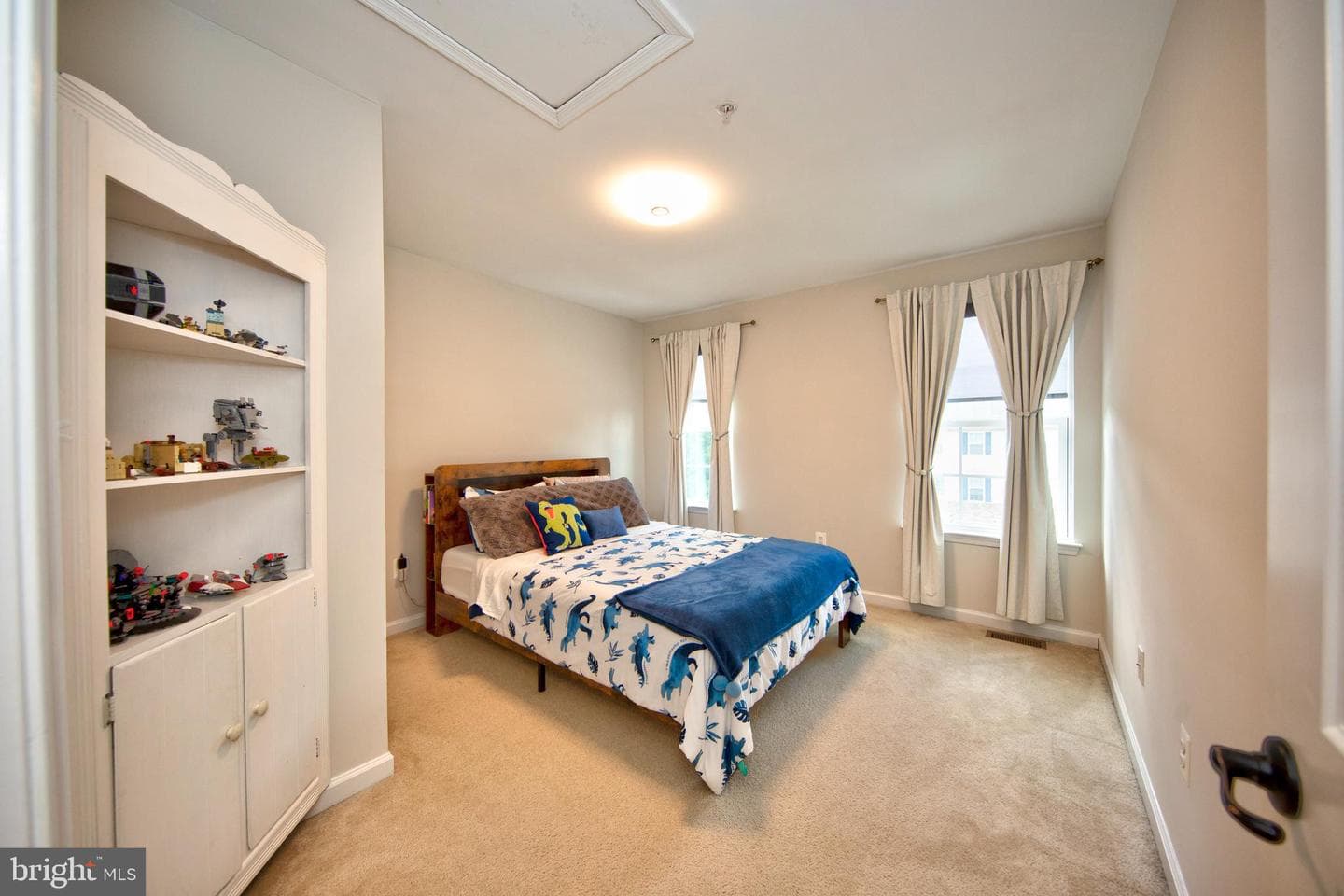 1305 Dickinson Court photo 16