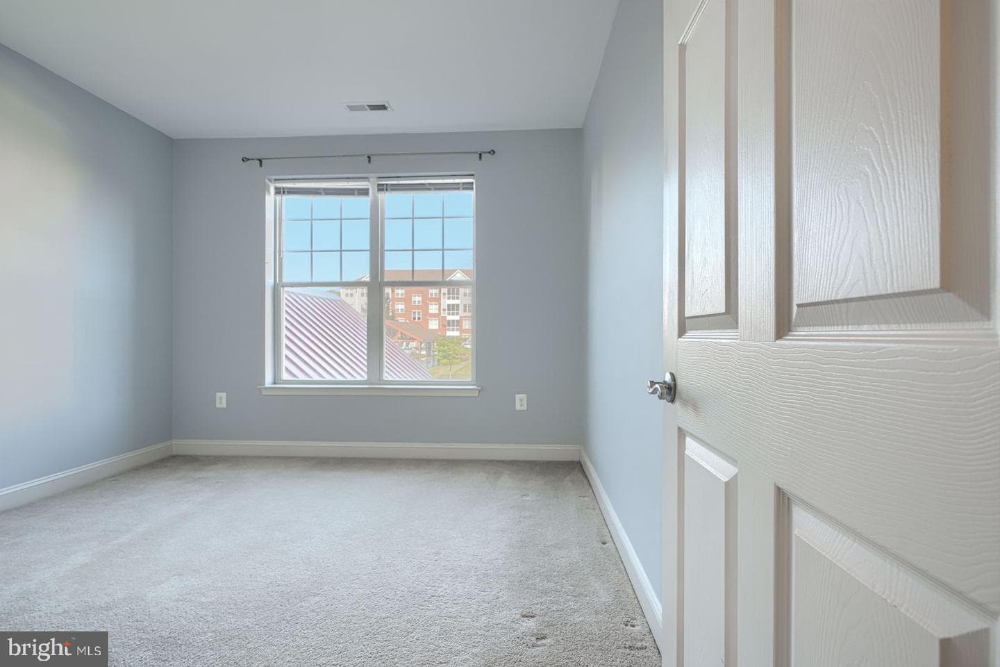1604 Martha Court #201 photo 20
