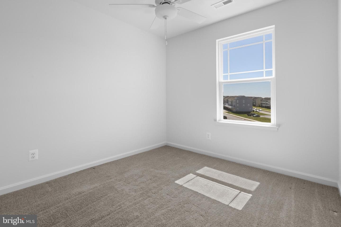 379 Hackley Drive photo 29