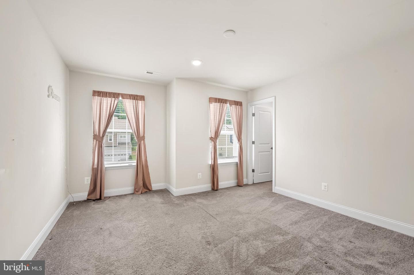 944 Bentgrass Drive photo 29