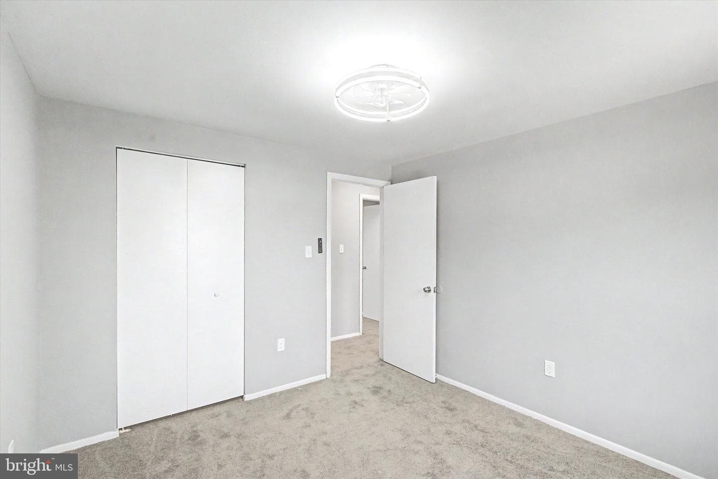 958 Edmund Street photo 14