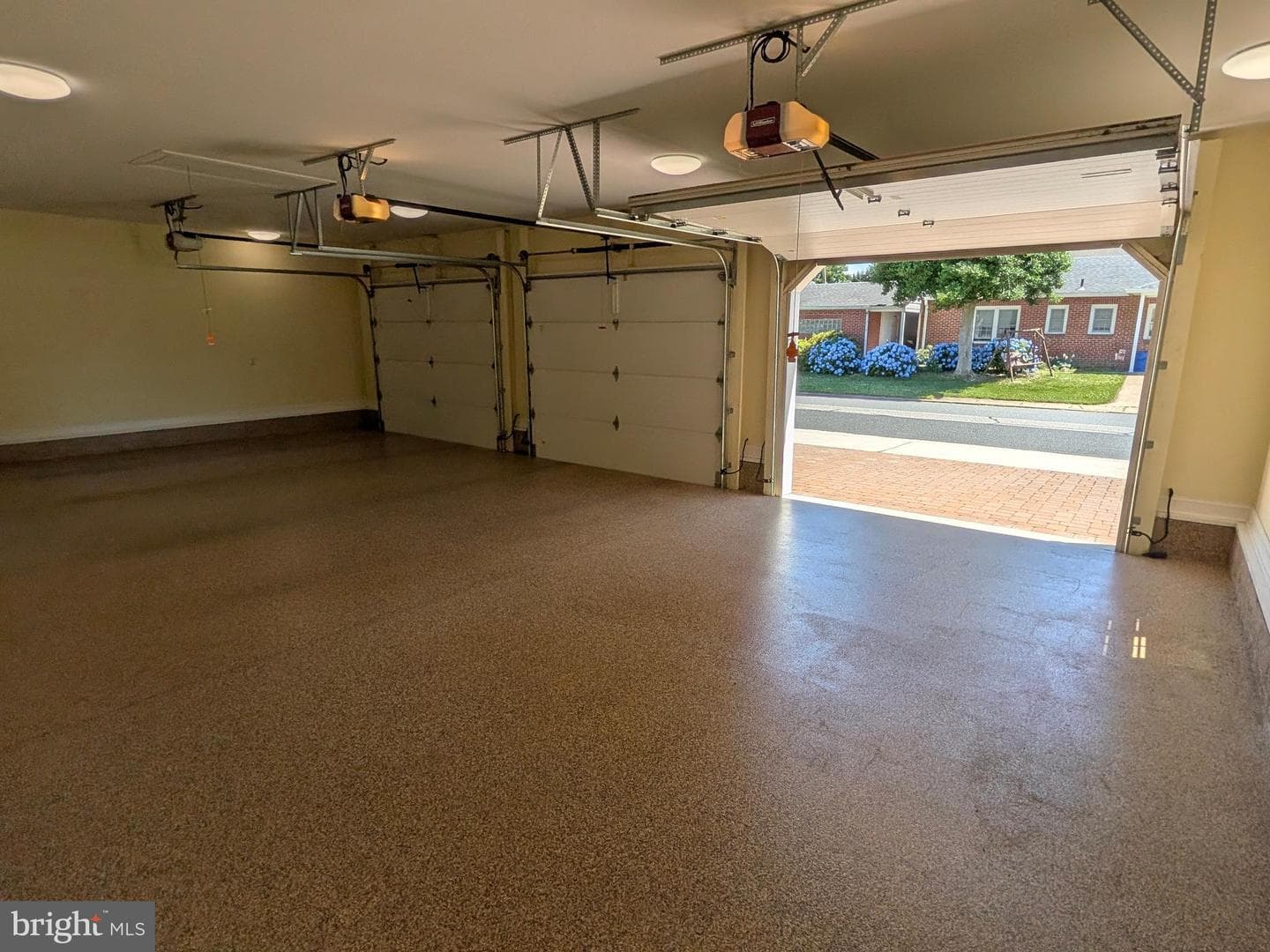 457 Lafayette Street photo 17