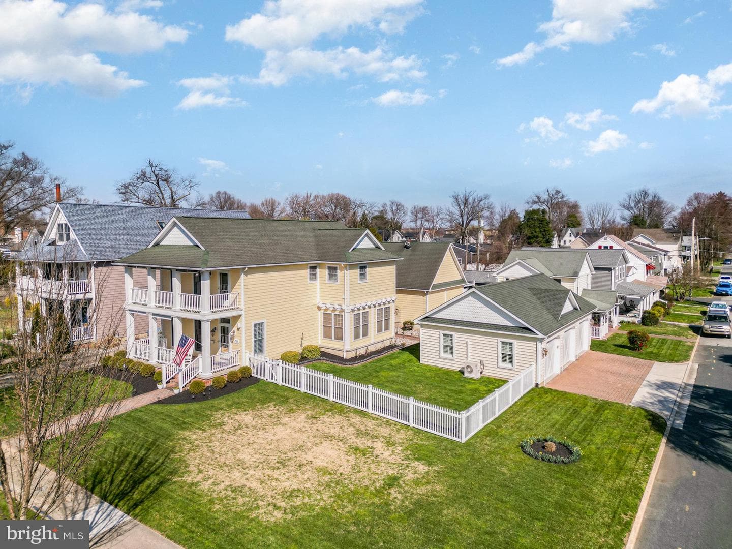 457 Lafayette Street photo 8