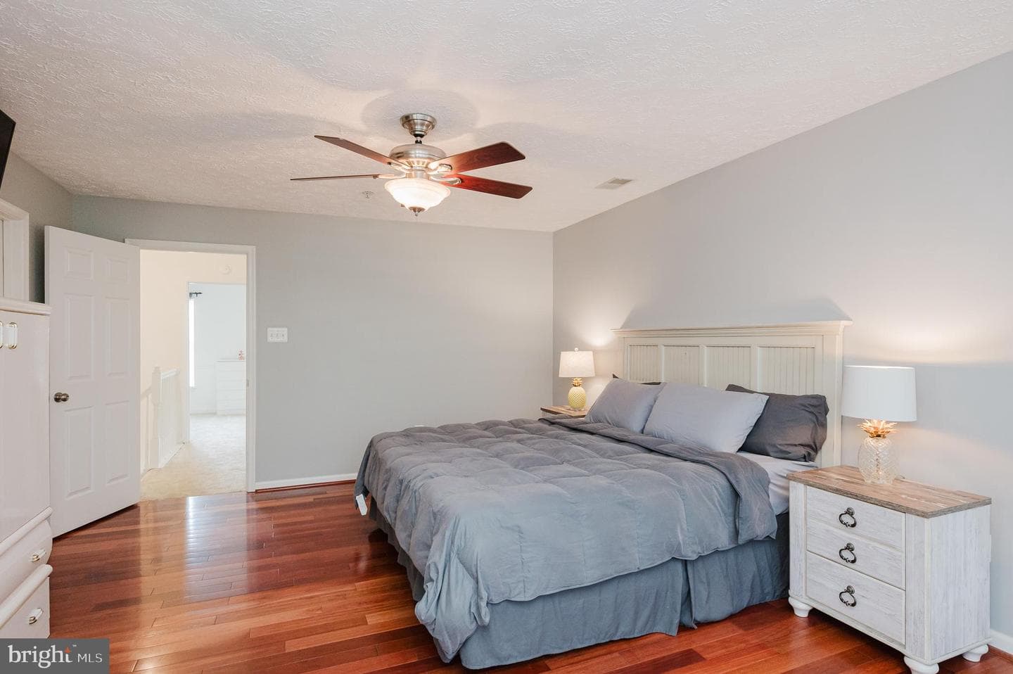 434 Rose Way photo 22