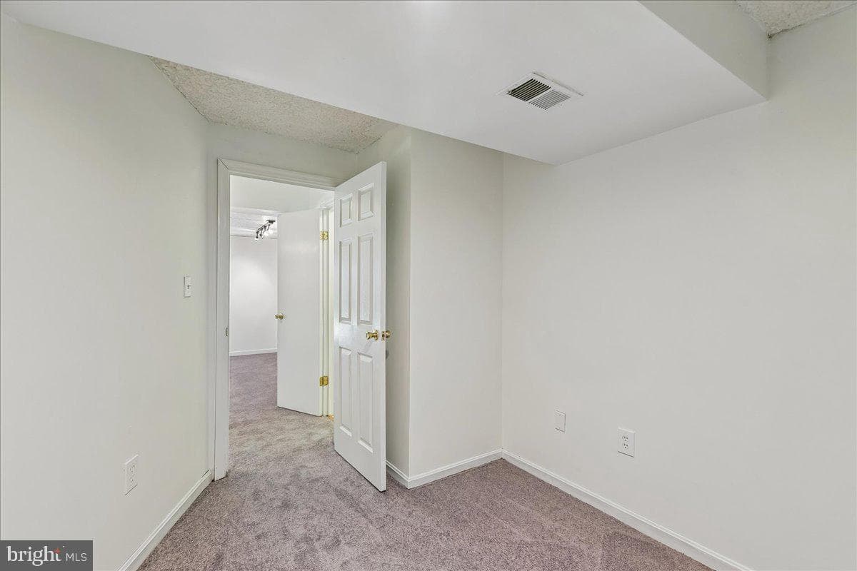 3113 Holly Berry Court photo 33