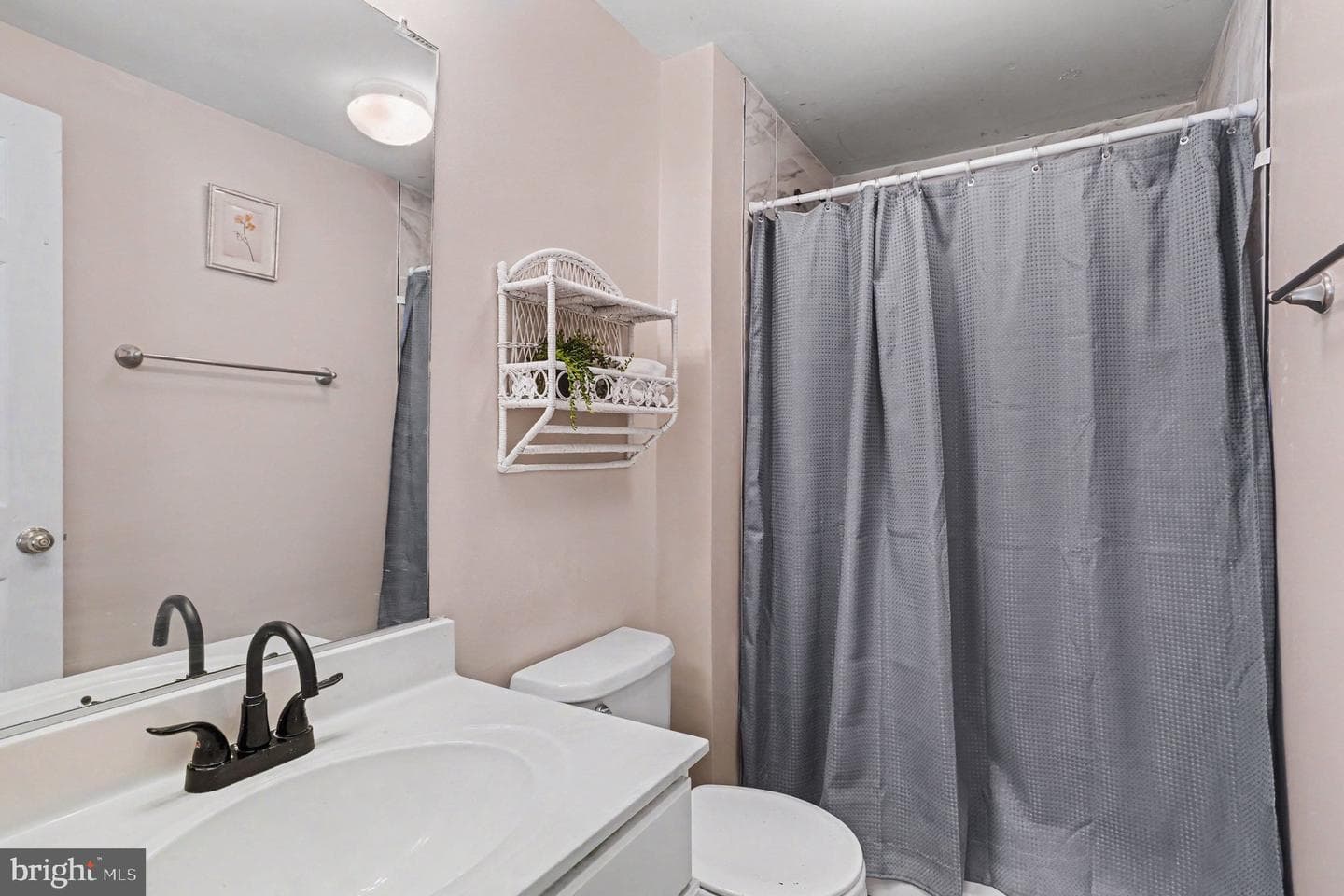 953 Gainsborough Court #953 photo 16