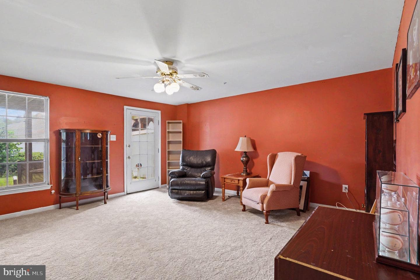 953 Gainsborough Court #953 photo 24