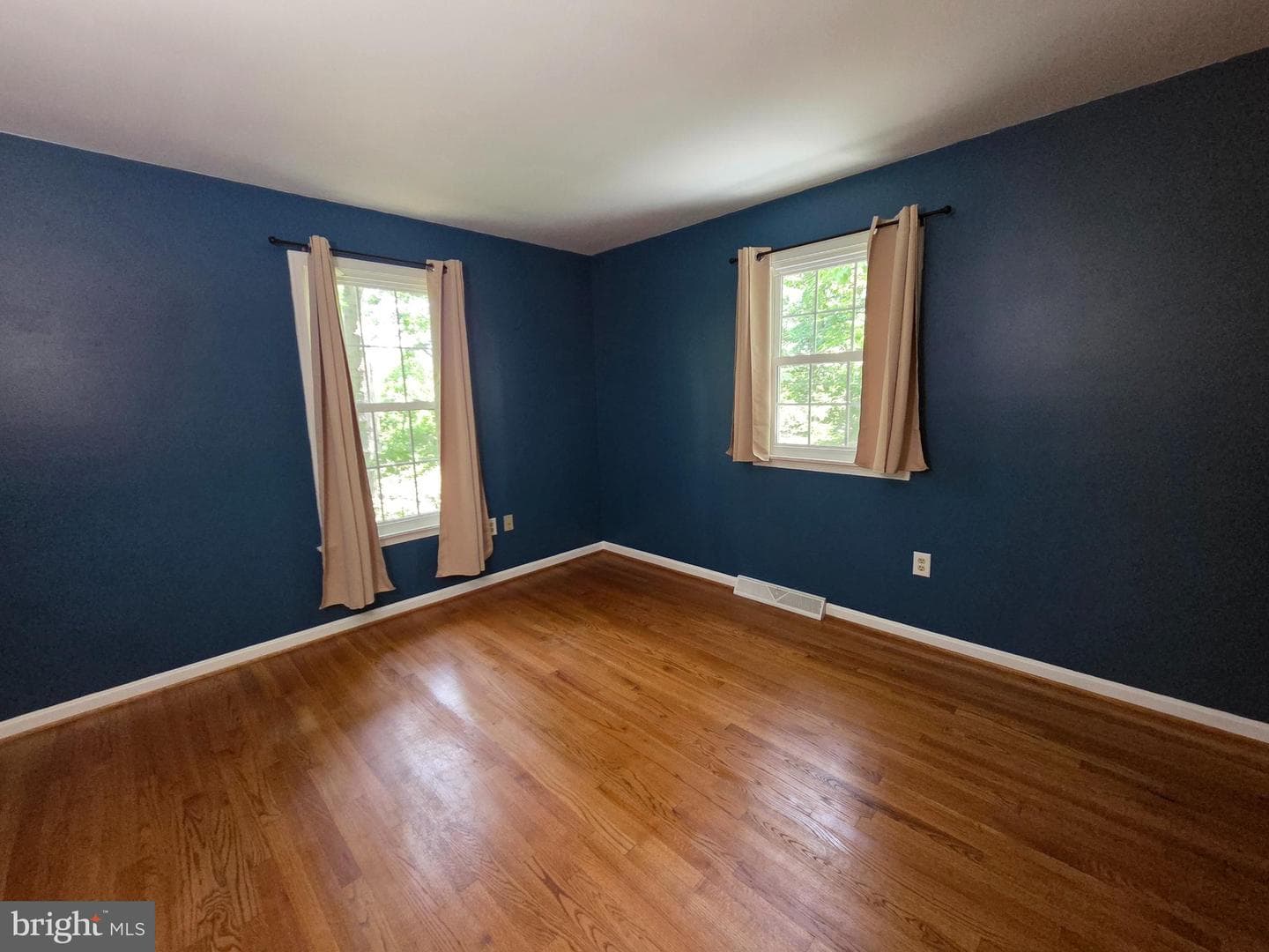 901 Southampton Road photo 22