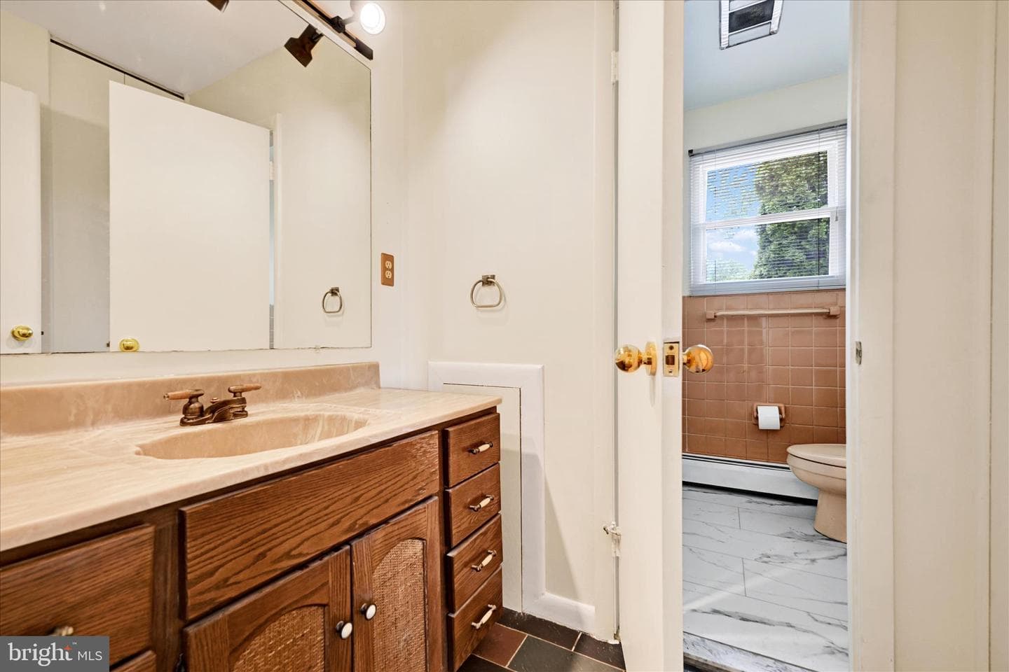 1502 Meadow Court photo 35