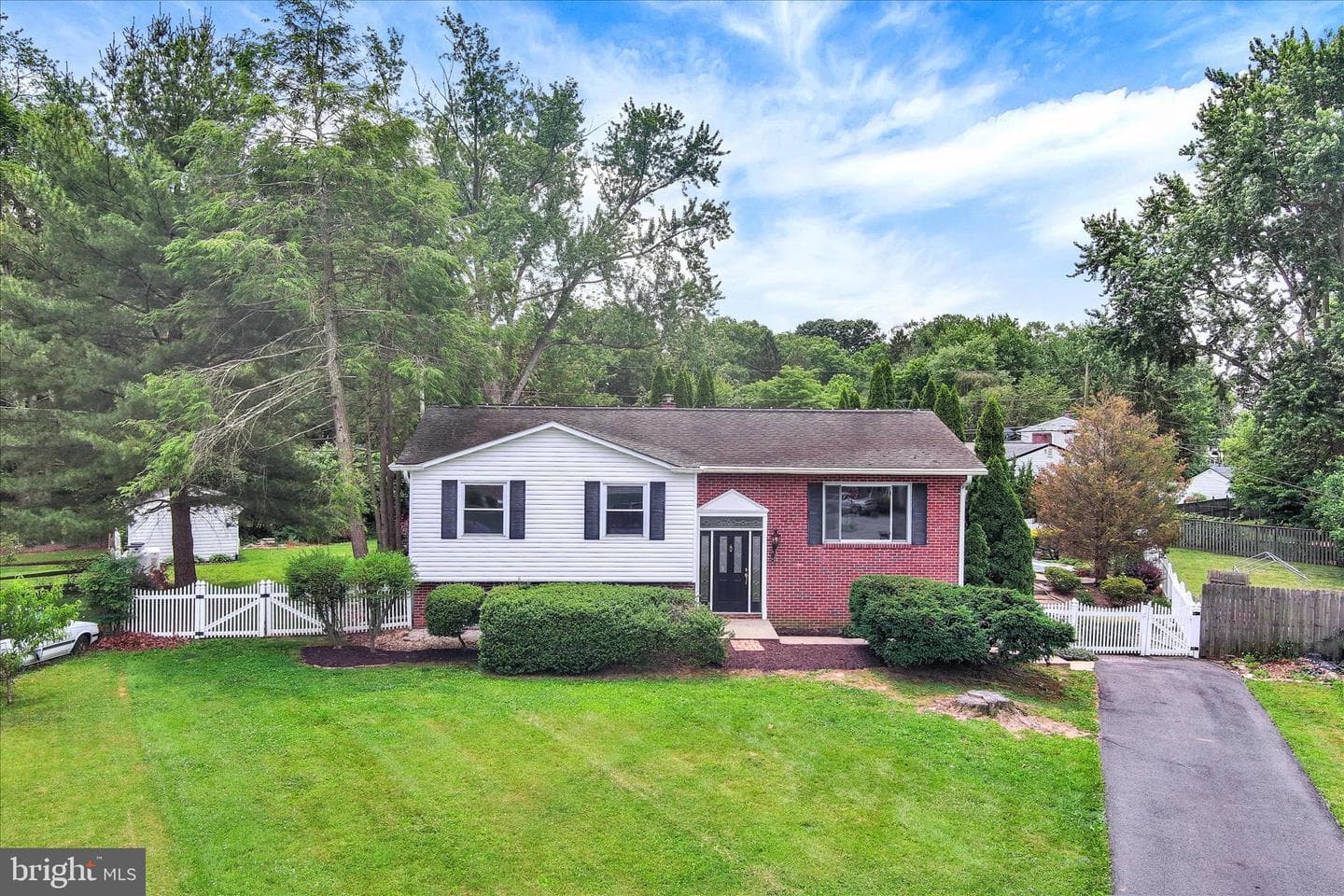 1502 Meadow Court photo 56