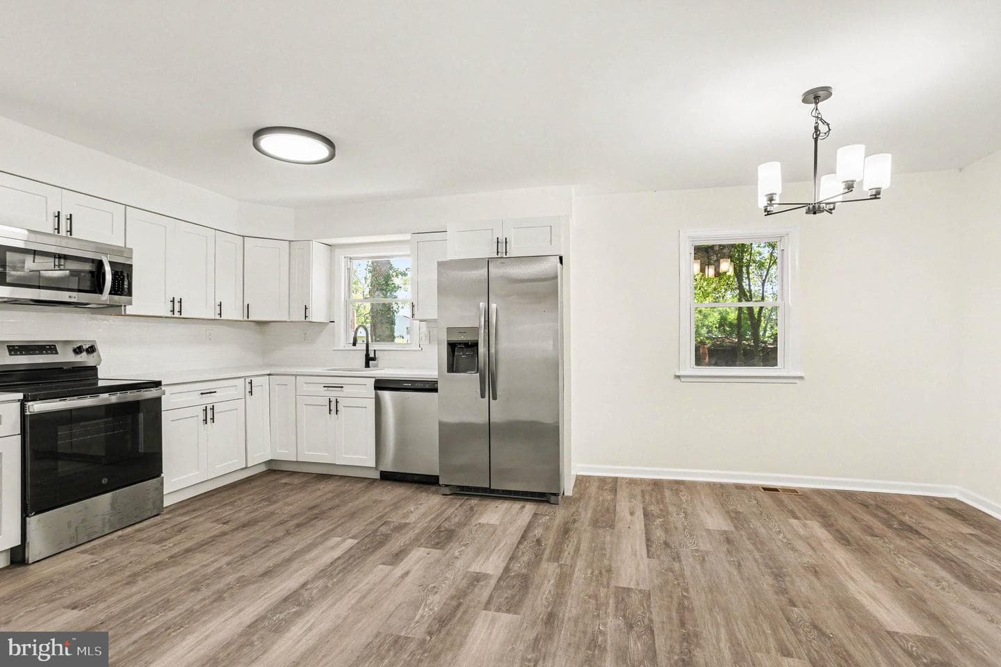 2302 Titan Terrace photo 11