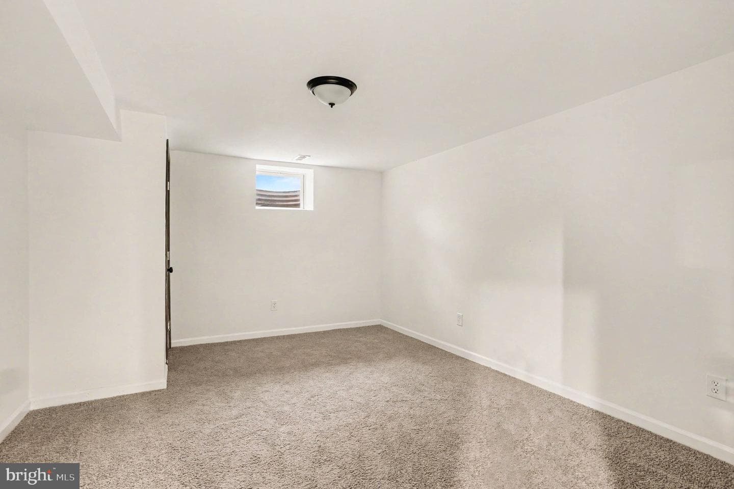 2302 Titan Terrace photo 25