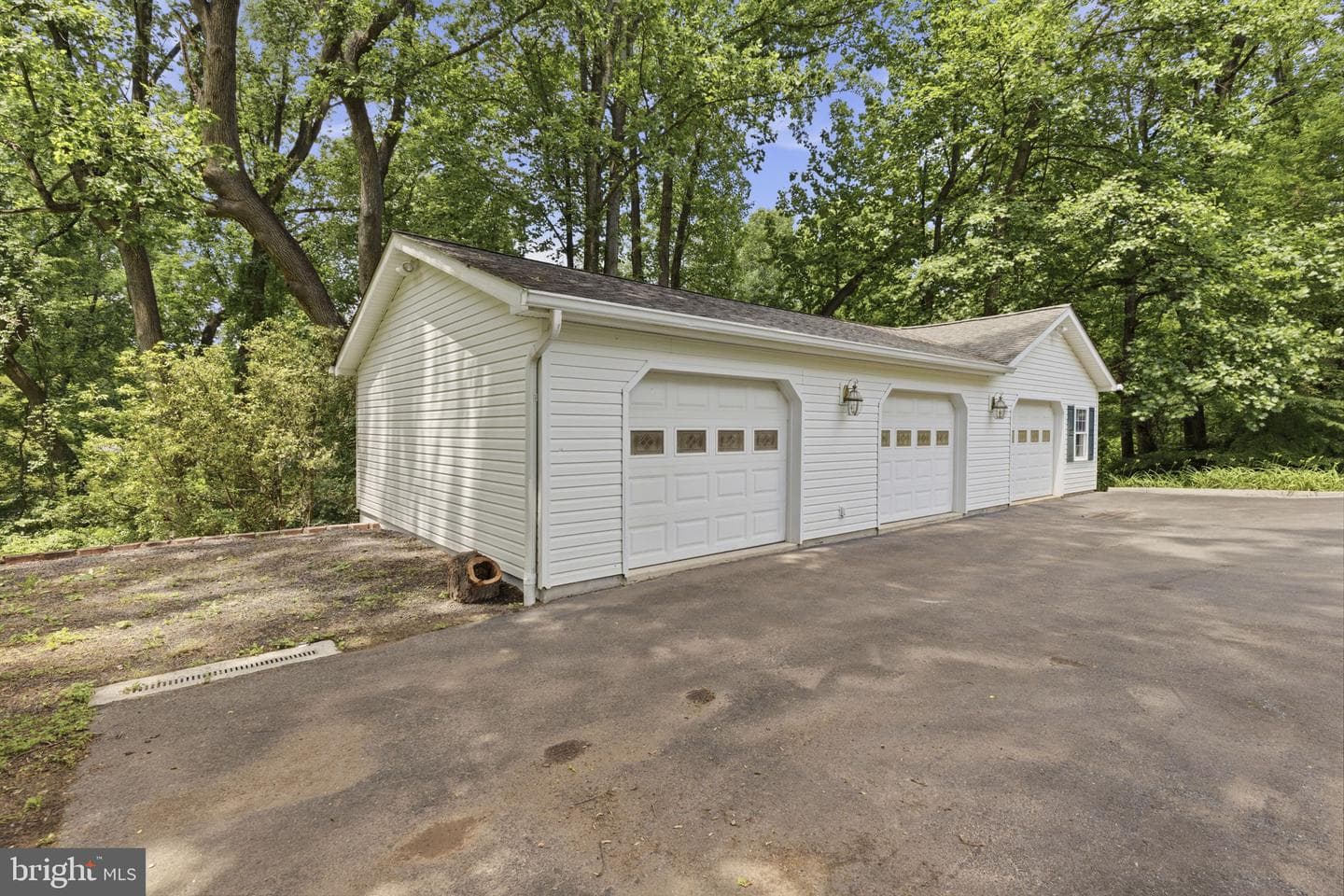 1602 E Branch Court photo 44