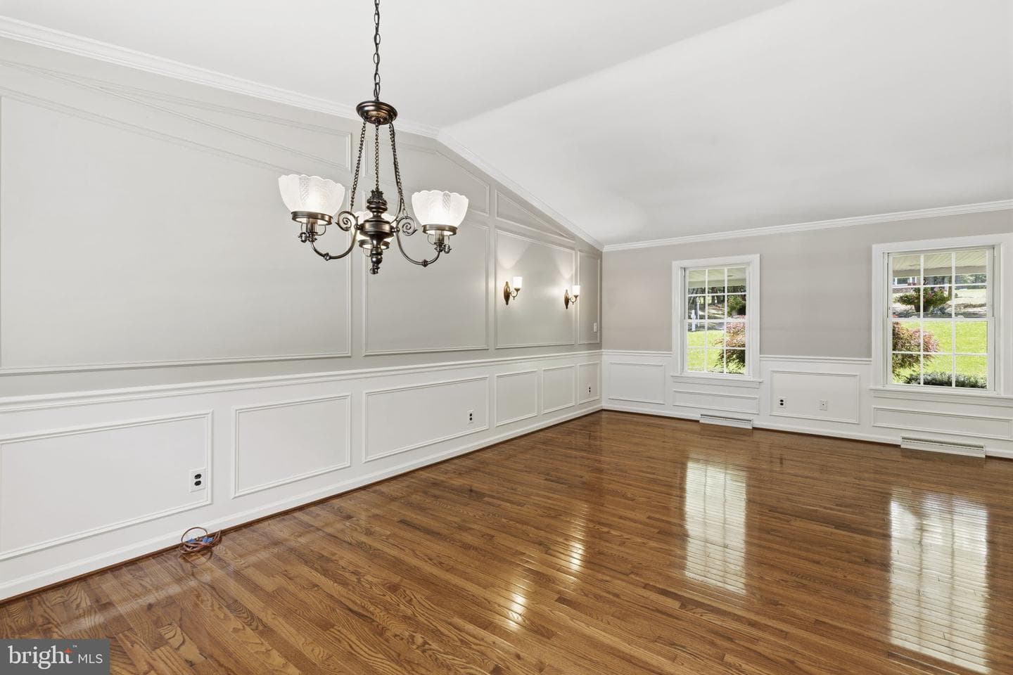 1602 E Branch Court photo 8