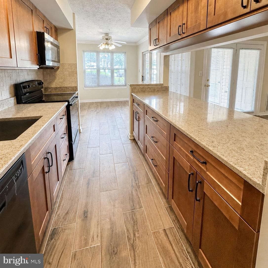 1712 Landmark Drive #j photo 11