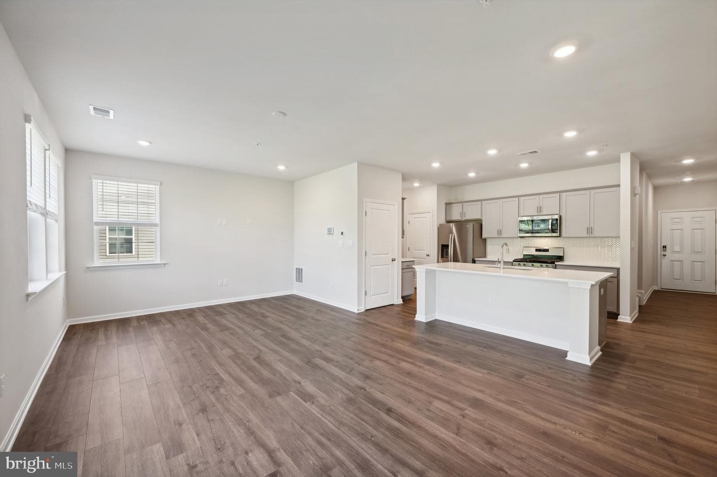 704 Managrass Drive photo 9