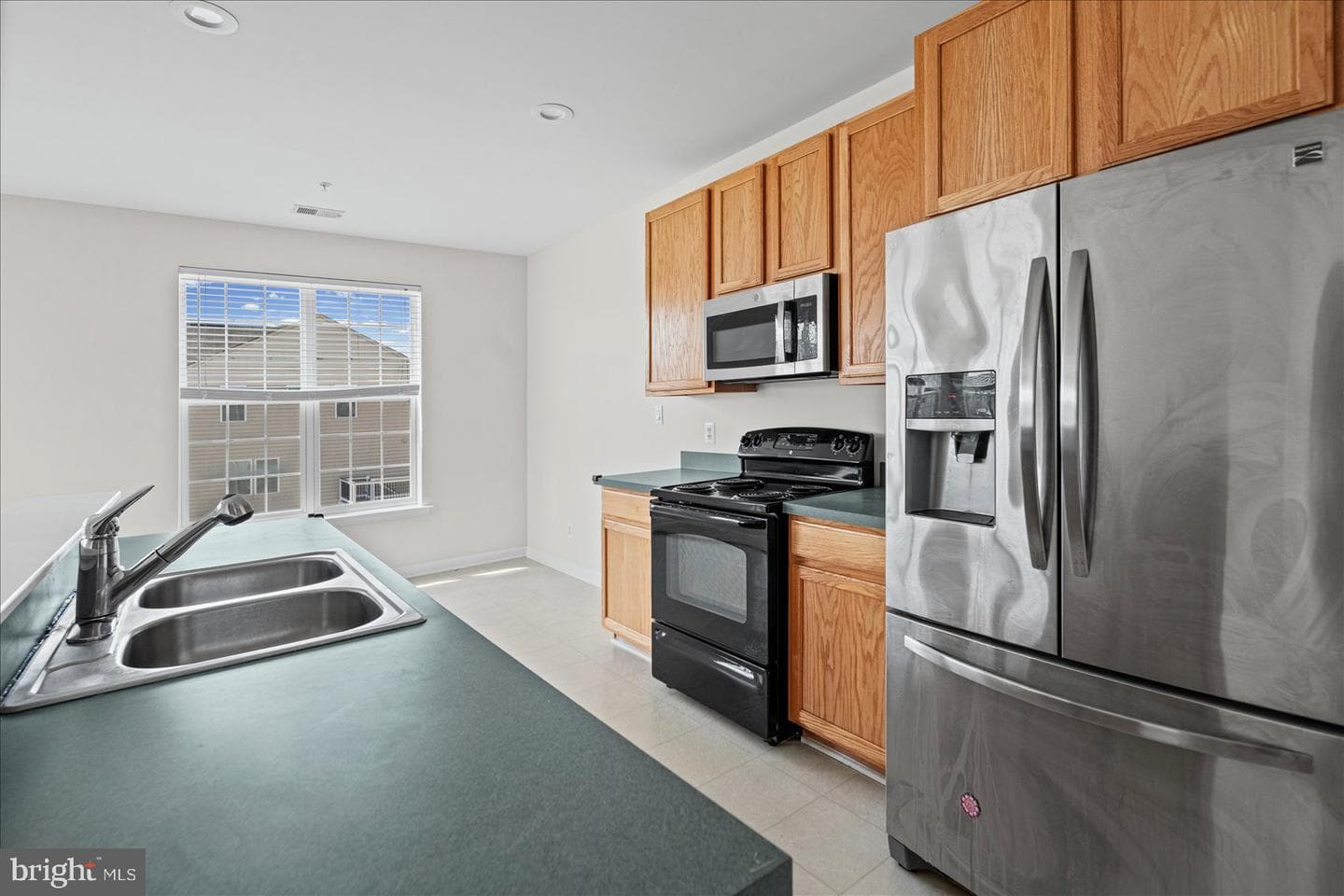 1670 Mohegan Drive #b photo 11