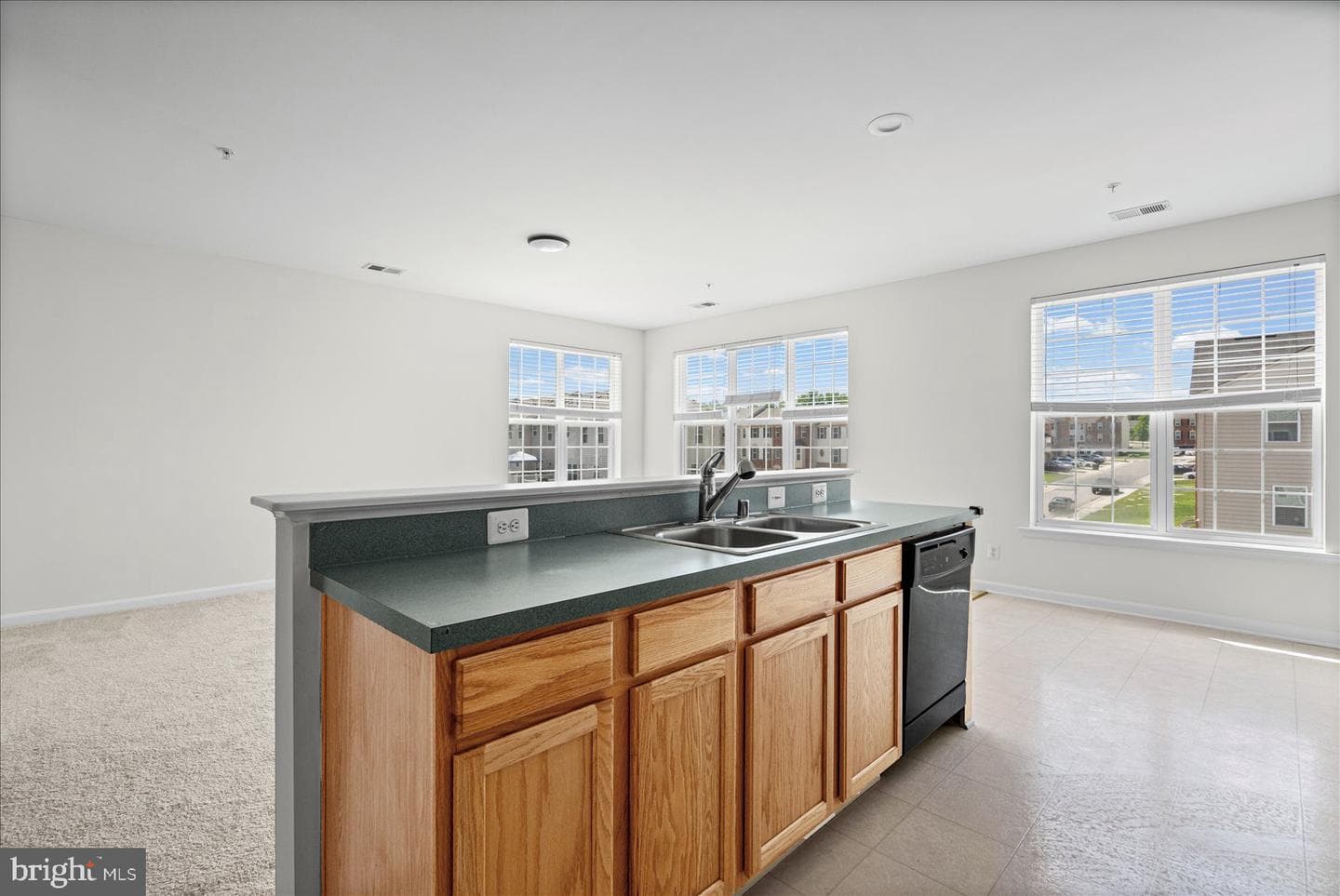 1670 Mohegan Drive #b photo 12