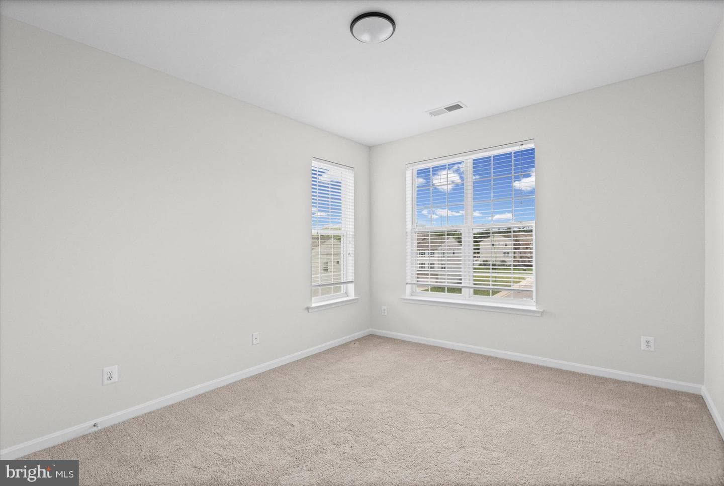 1670 Mohegan Drive #b photo 28