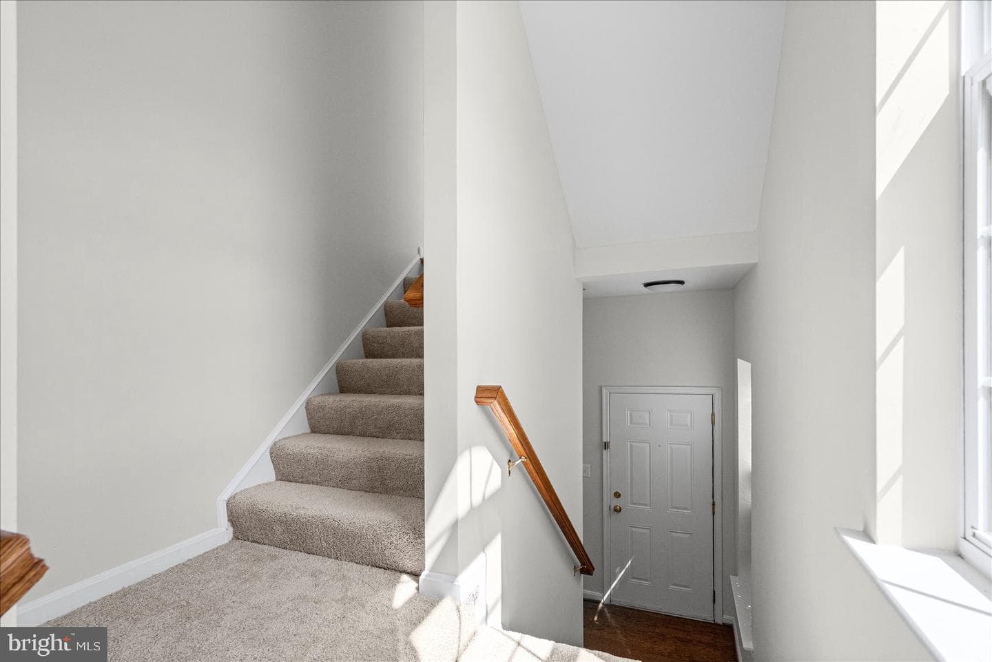1670 Mohegan Drive #b photo 31