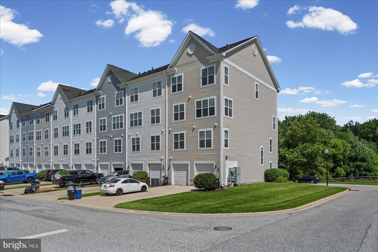 1670 Mohegan Drive #b photo 33