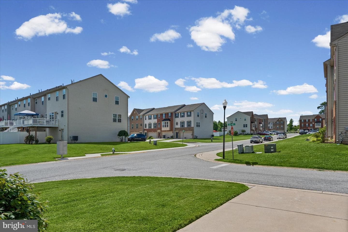 1670 Mohegan Drive #b photo 36