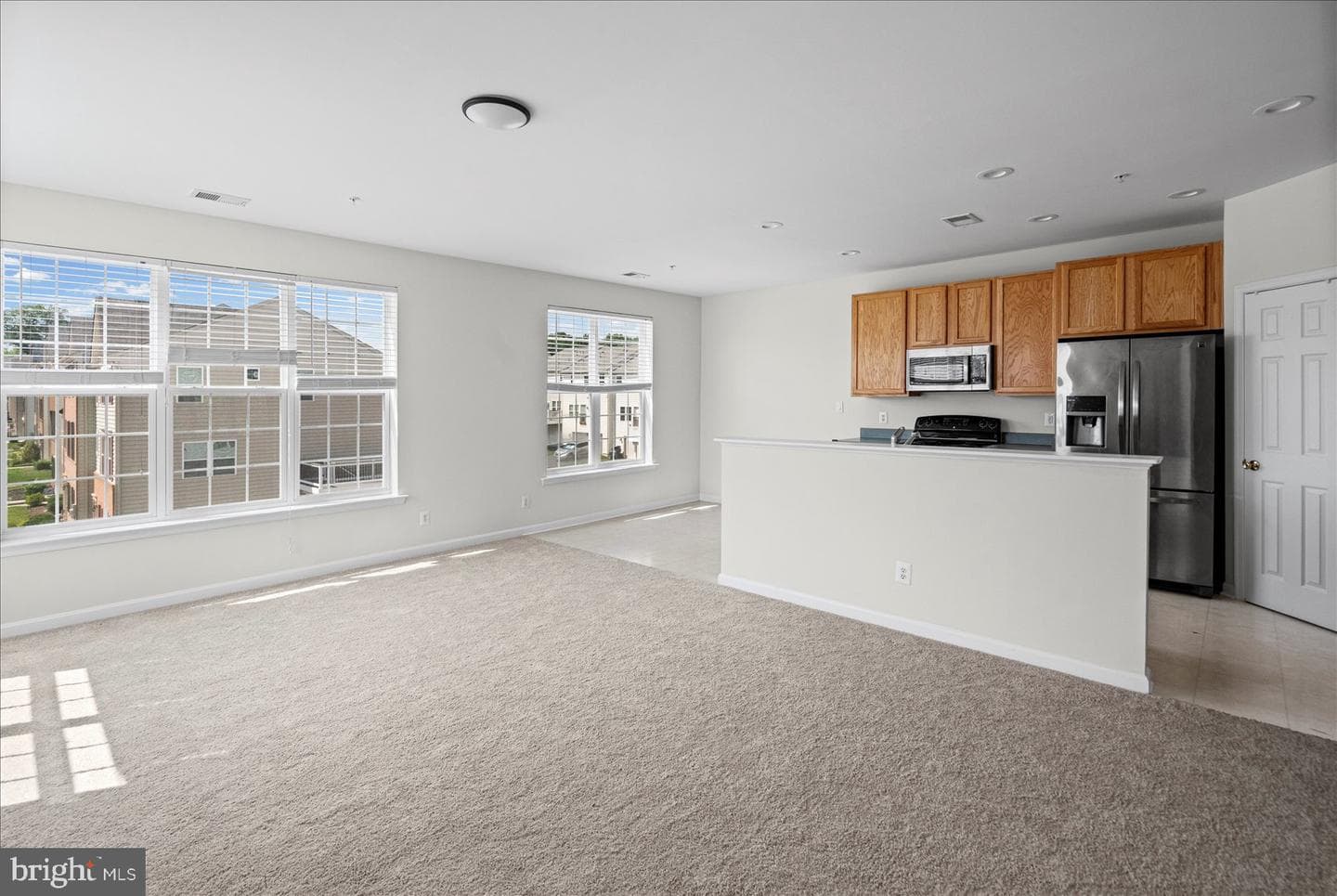 1670 Mohegan Drive #b photo 8