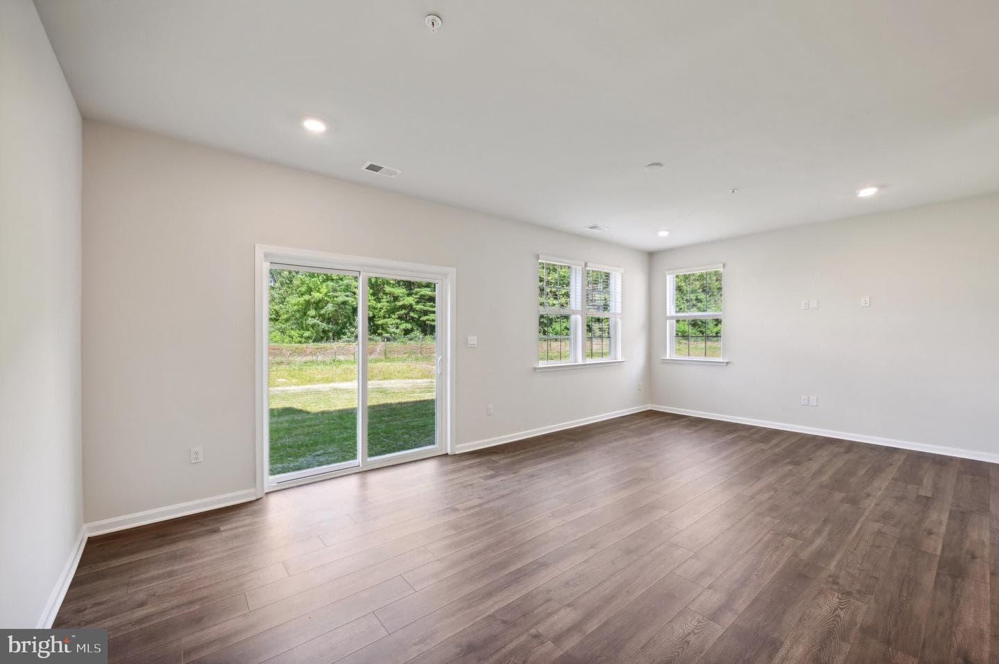 1719 Carver Circle photo 11
