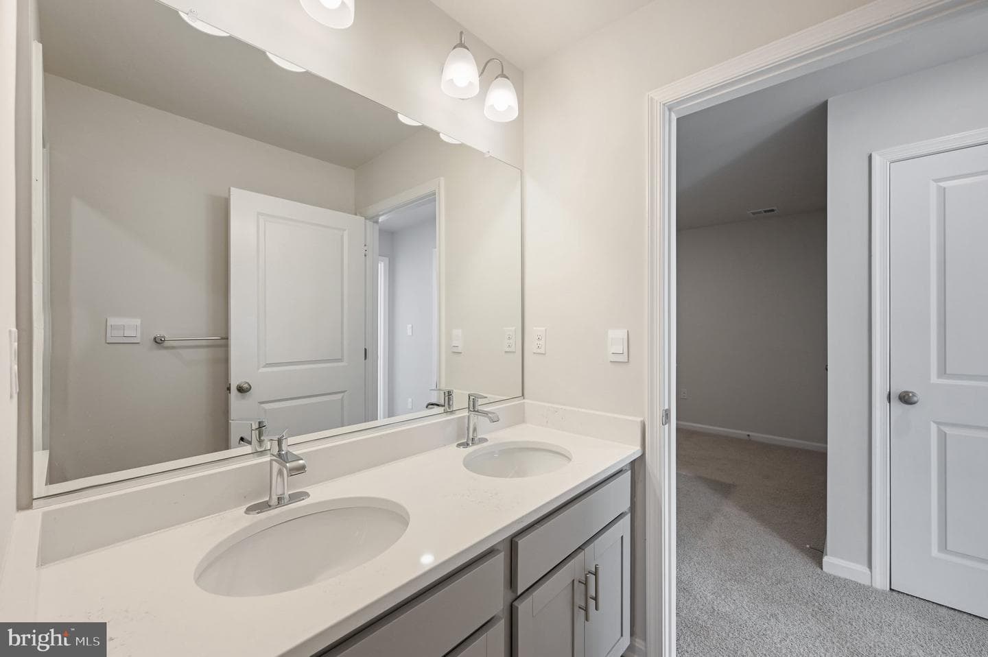 1719 Carver Circle photo 28