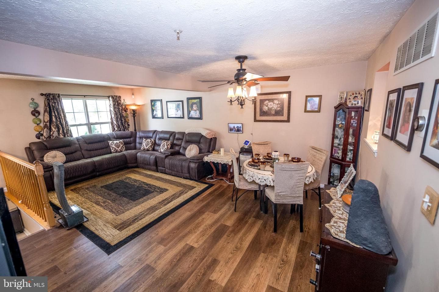 225 Woodland Green Way photo 3