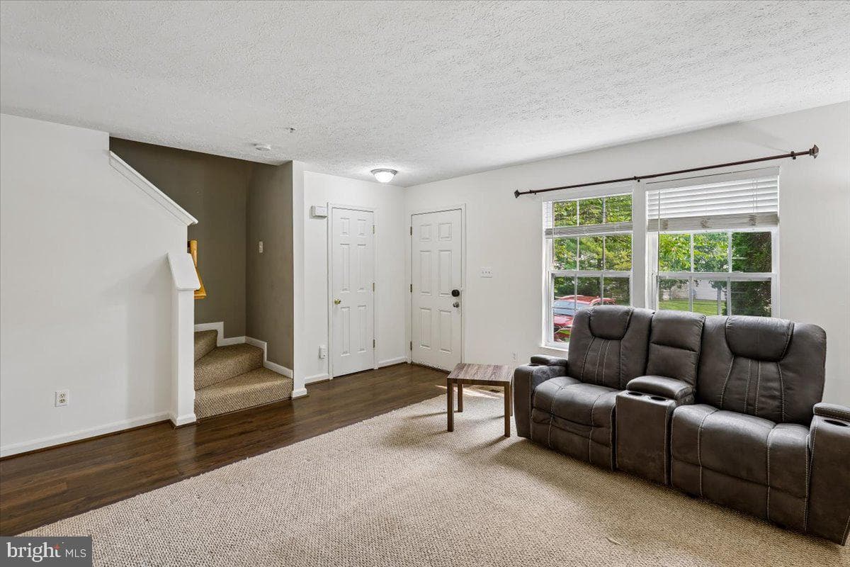 4749 Coralberry Court photo 3