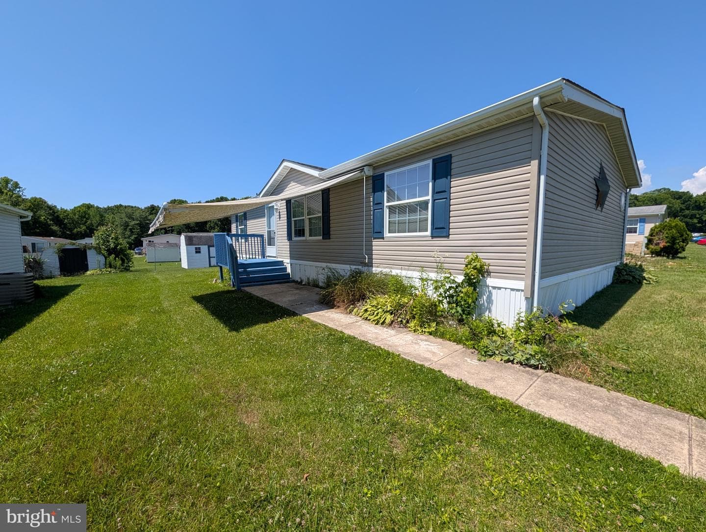 216 Garner Drive photo 5