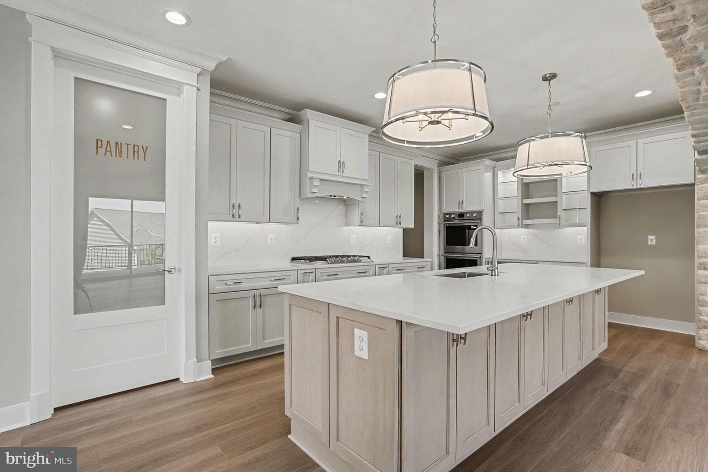 320 Sunnys Halo Dr photo 10