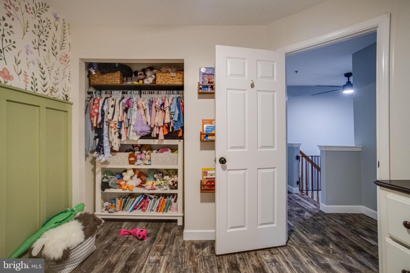 214 Gracecroft Court photo 42