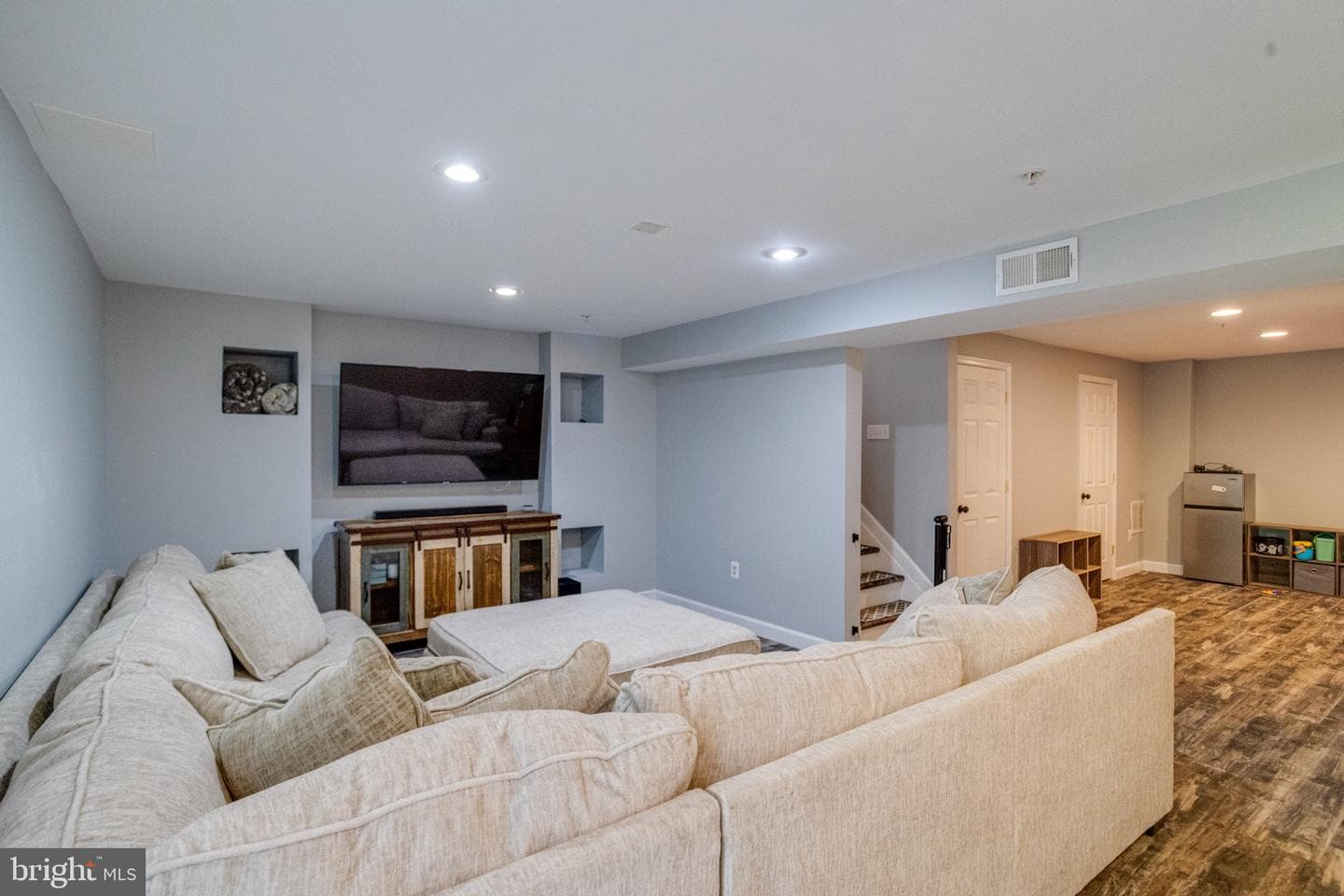 214 Gracecroft Court photo 54