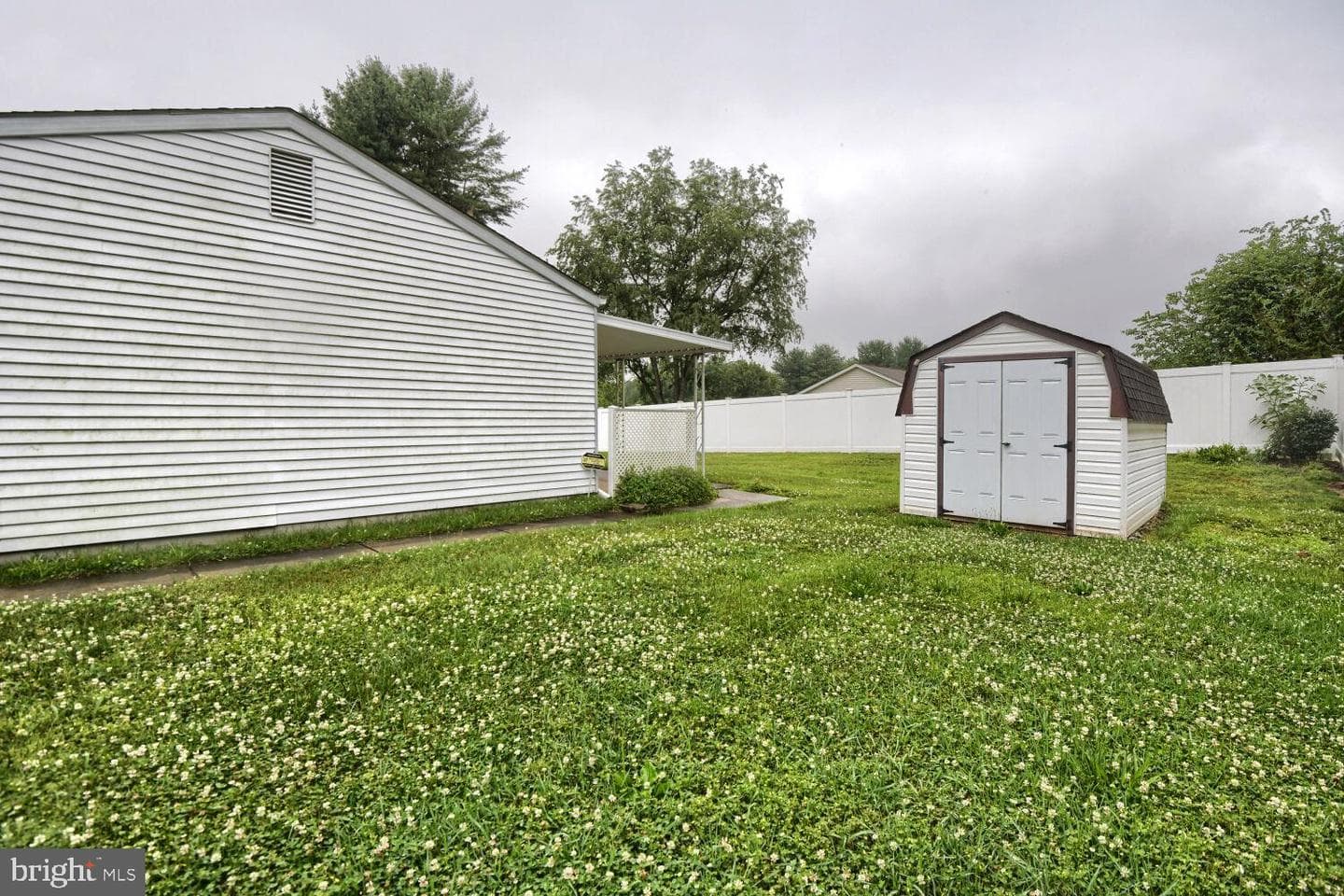 1520 Meadowcrest Court photo 29