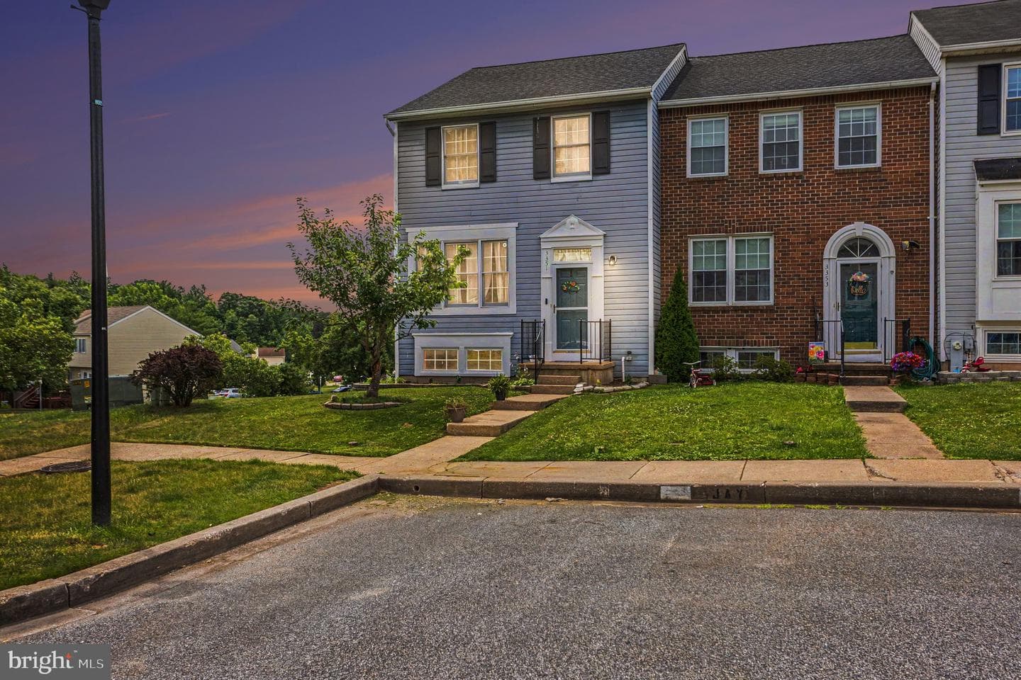 3351 Deepwell Court photo 28
