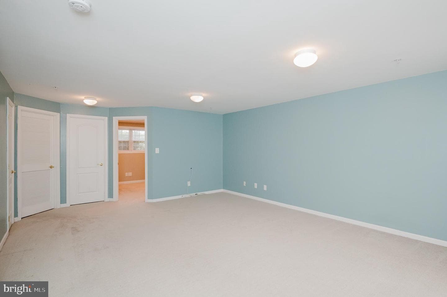 524 Kirkcaldy Way photo 36