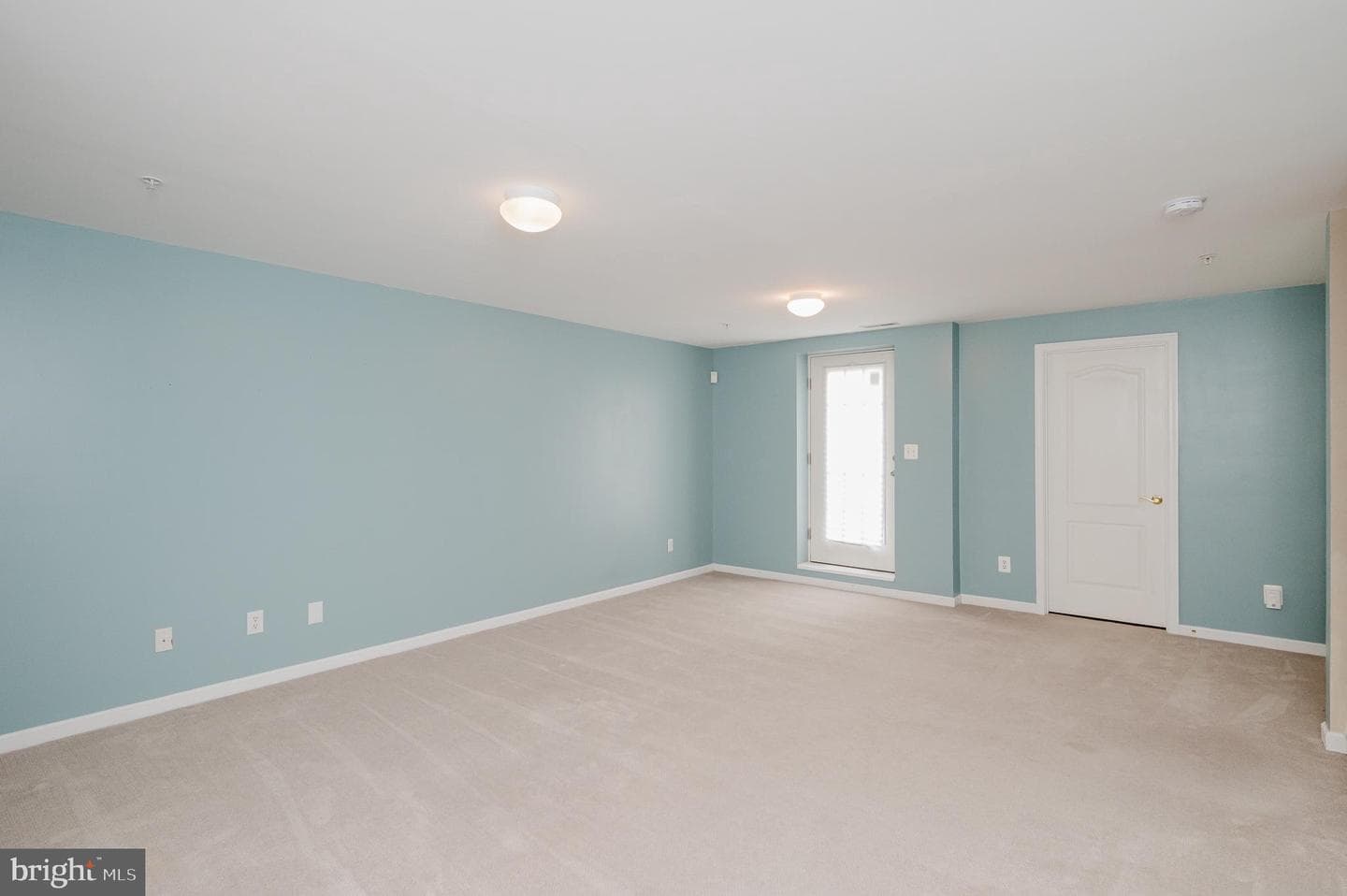 524 Kirkcaldy Way photo 38