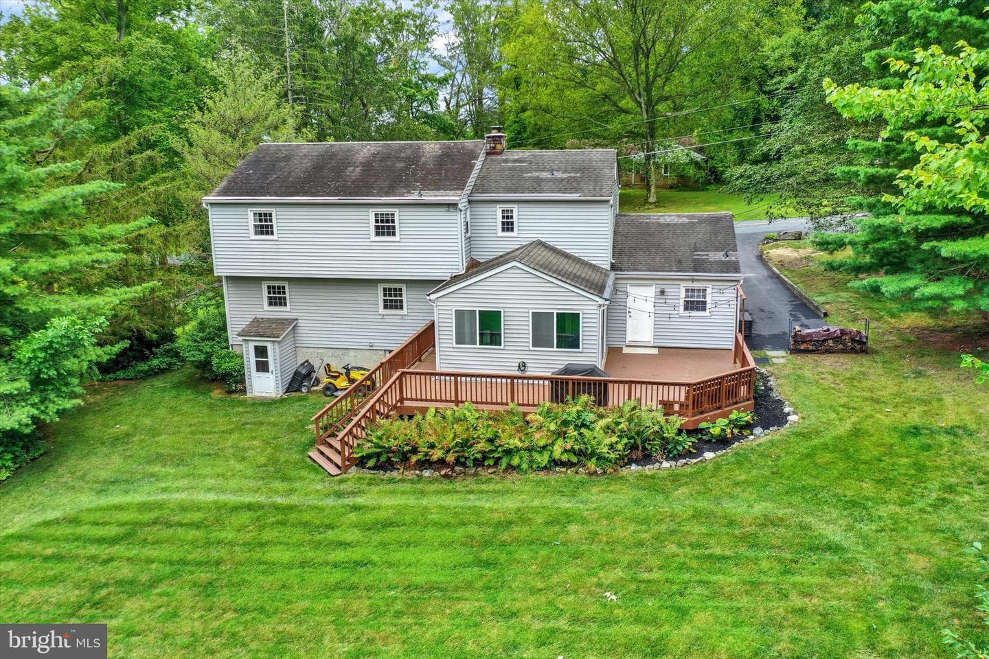 1104 Leeswood Road photo 89